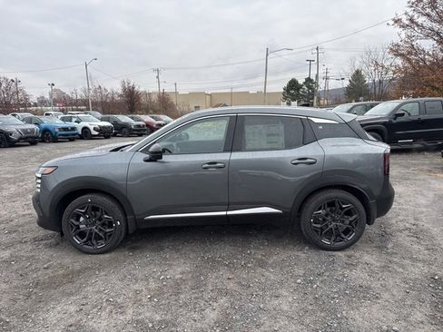 New 2026 Nissan Kicks SR w/ SR Premium Package image 9