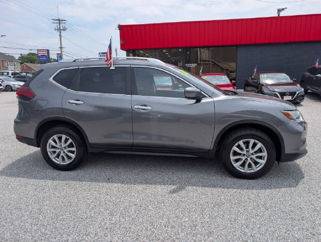 Used 2020 Nissan Rogue SV AWD/4WD image 6