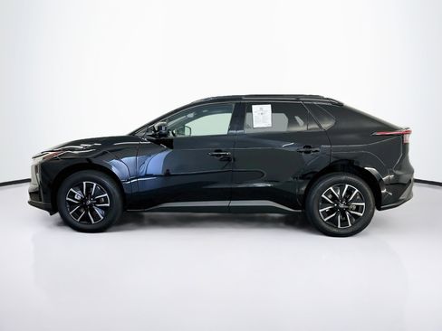Used 2026 Toyota bZ AWD/4WD image 4