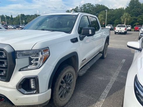 Used 2020 GMC Sierra 1500 AT4 w/ AT4 Premium Package AWD/4WD image 2
