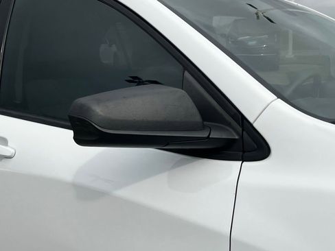 Used 2019 Chevrolet Equinox LS image 8