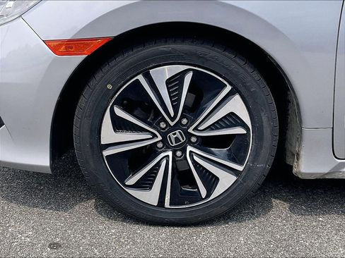 Used 2018 Honda Civic EX-T image 7