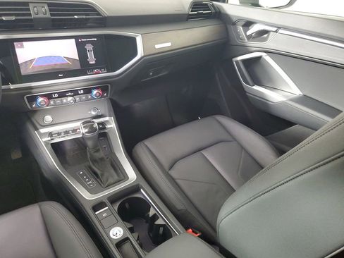 Used 2019 Audi Q3 2.0T Premium Plus w/ Premium Plus Package image 17