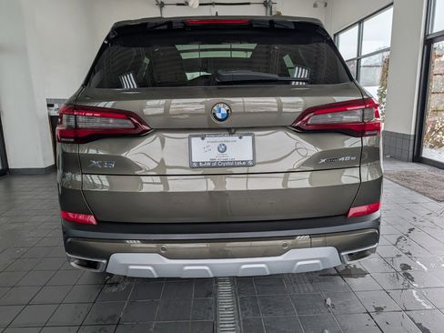 Used 2021 BMW X5 xDrive45e w/ Premium Package image 3