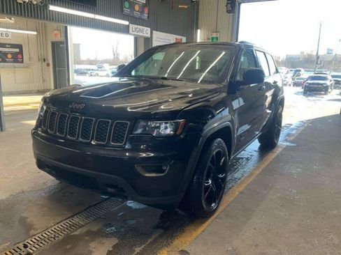 Used 2017 Jeep Grand Cherokee Laredo 75th Anniversary AWD/4WD image 1