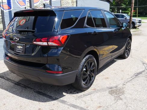 Used 2024 Chevrolet Equinox LS w/ LS Convenience Package AWD/4WD image 32