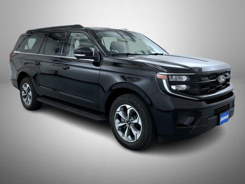 New 2027 Ford Expedition Max Active AWD/4WD image 3