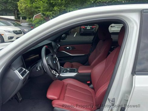Used 2025 BMW M340i w/ Premium Package RWD image 7