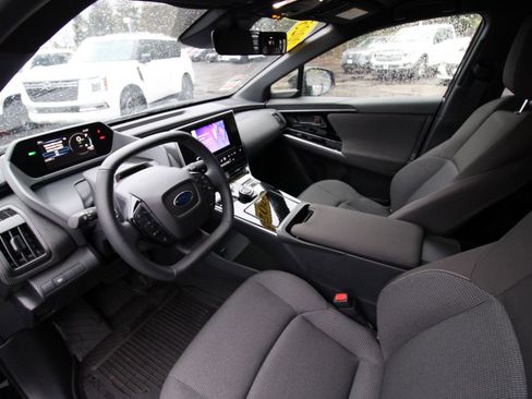 Used 2025 Subaru Solterra Premium w/ Premium Package image 12