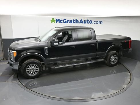 Used 2017 Ford F250 Lariat w/ Lariat Value Package AWD/4WD image 18