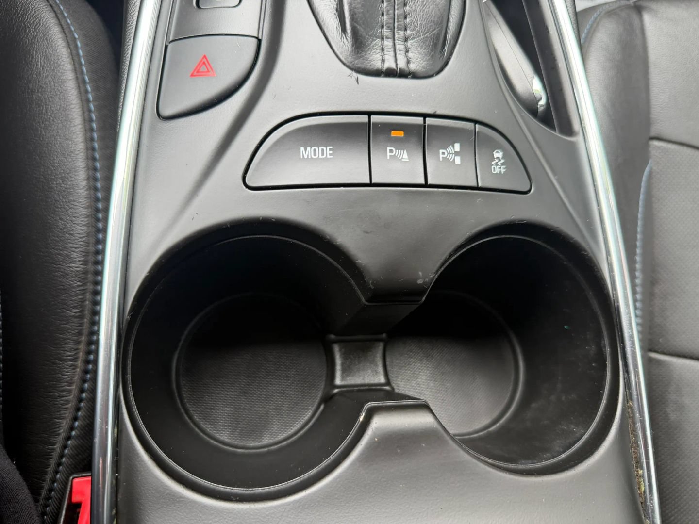 Used 2018 Chevrolet Volt Premier w/ Driver Confidence Package FWD image 30