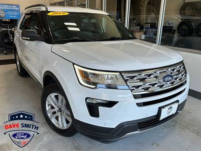 Certified 2019 Ford Explorer XLT w/ Equipment Group 202A