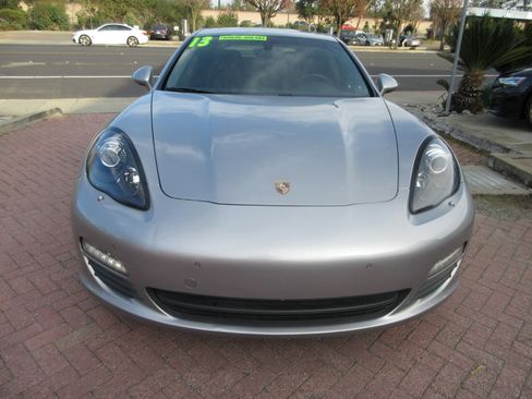 Used 2013 Porsche Panamera S image 68
