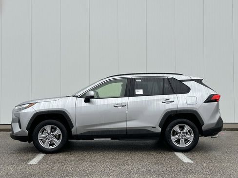 New 2025 Toyota RAV4 XLE image 2
