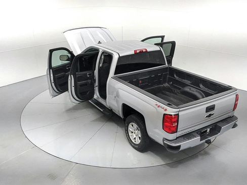Used 2017 Chevrolet Silverado 1500 LT w/ All Star Edition AWD/4WD image 29