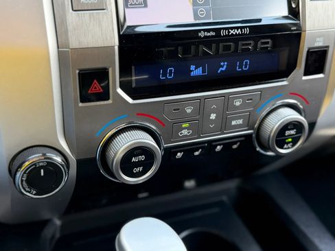 Used 2018 Toyota Tundra Platinum AWD/4WD image 34