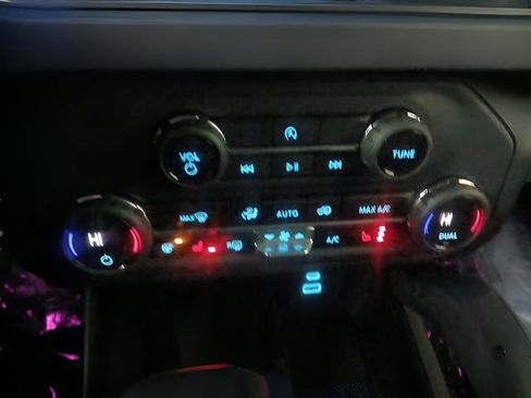 Used 2025 Ford Bronco Badlands AWD/4WD image 12