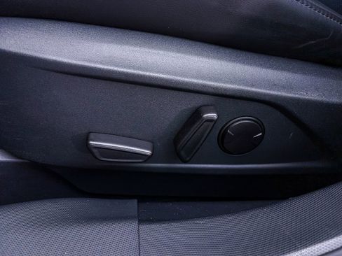 Used 2023 Ford Mustang Mach-E Premium RWD image 21