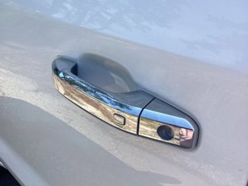 Used 2021 Chevrolet Silverado 1500 LTZ w/ LTZ Premium Package image 7