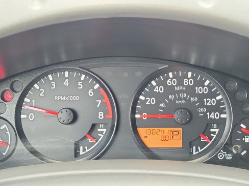 Used 2012 Nissan Frontier S RWD image 22