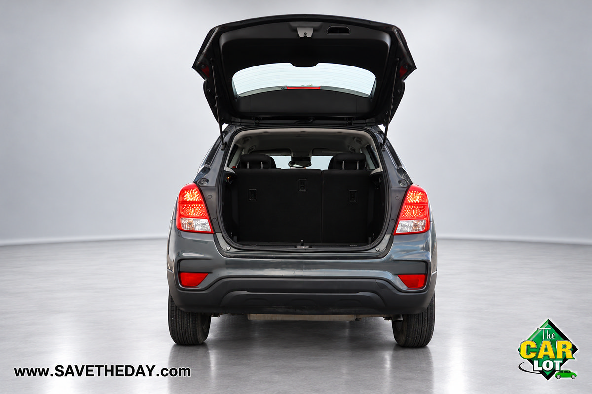 Used 2019 Chevrolet Trax LS FWD image 12