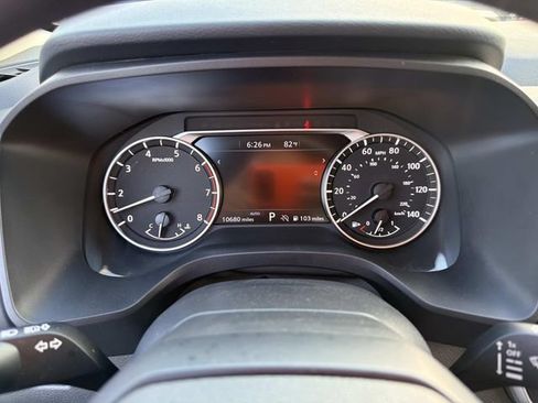 Used 2025 Nissan Rogue S AWD/4WD image 22