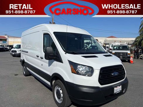 Used 2019 Ford Transit 250 148 Medium Roof RWD image 1