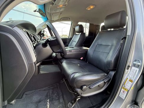 Used 2012 Toyota Tundra 4x4 Double Cab image 4