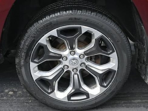 Used 2022 RAM 1500 Limited AWD/4WD image 35