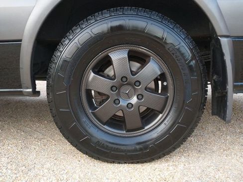 Used 2014 Mercedes-Benz Sprinter 2500 image 25