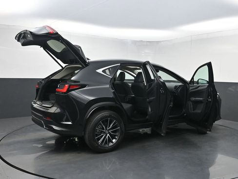 Used 2024 Lexus NX 250 FWD w/ Towing Package (2000 Lbs) image 37