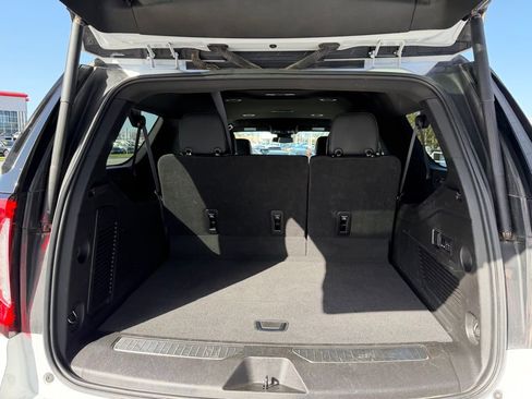 Used 2023 GMC Yukon XL Denali image 31