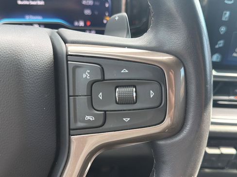 Used 2023 Chevrolet Silverado 1500 High Country w/ Technology Package AWD/4WD image 23