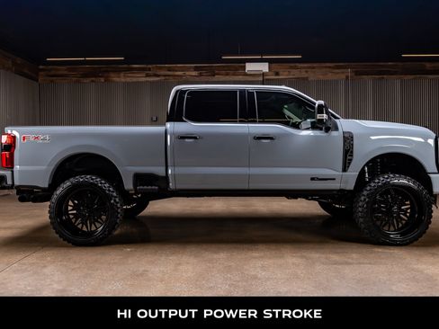 Used 2026 Ford F350 Platinum w/ Platinum Plus Package AWD/4WD image 11