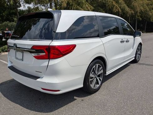 Certified 2023 Honda Odyssey Touring image 8