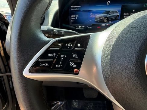 Certified 2025 Mercedes-Benz GLB 250 image 22