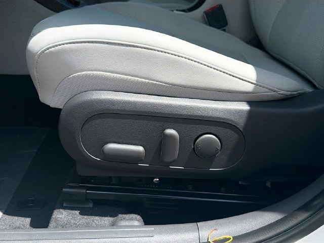 New 2026 Hyundai Kona Limited FWD image 20