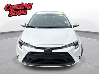 Used 2025 Toyota Corolla LE video 3