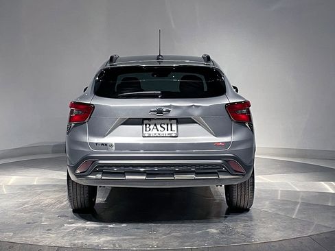 Used 2024 Chevrolet Trax RS image 12