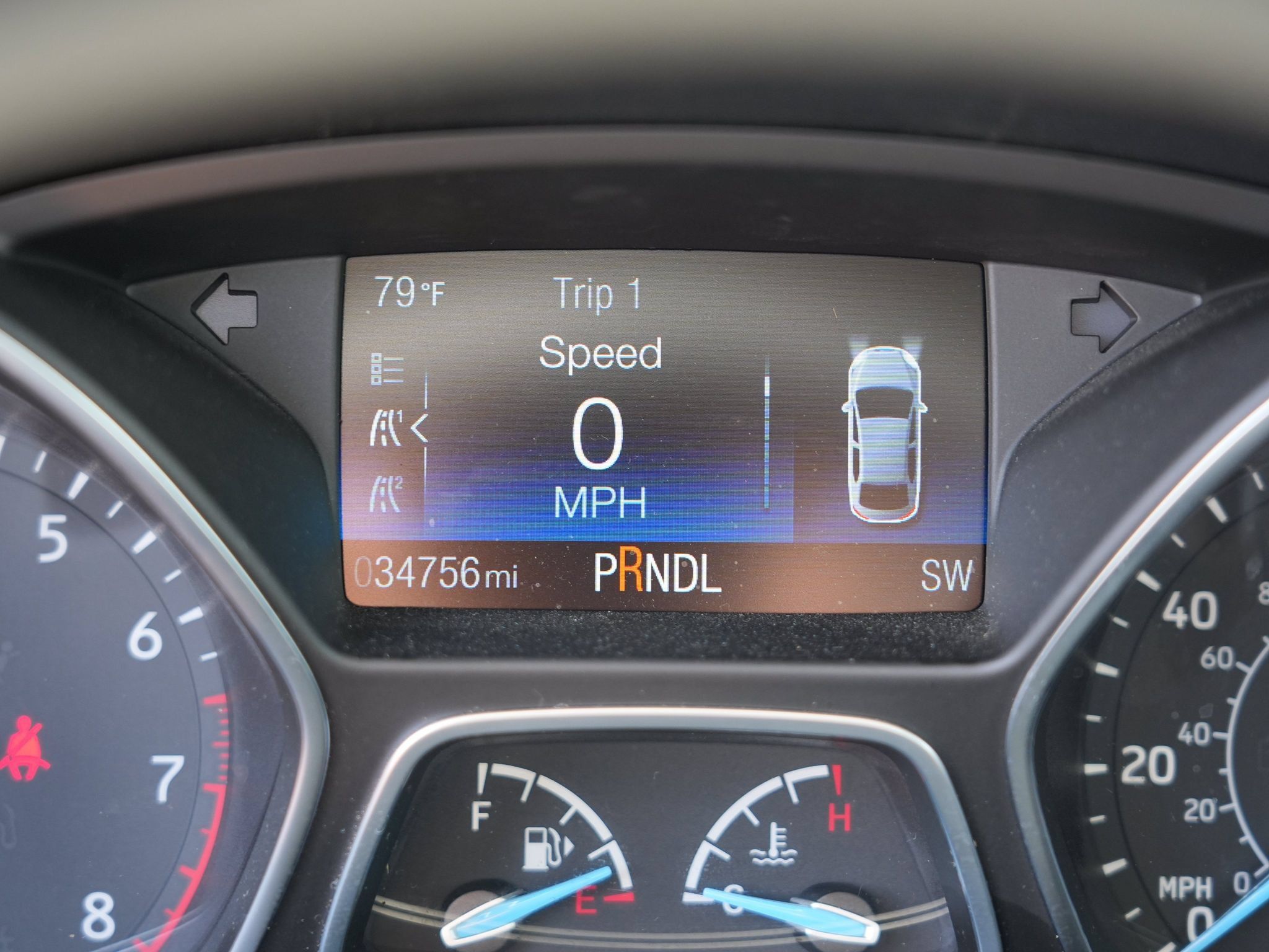 Used 2018 Ford Focus SE FWD image 29