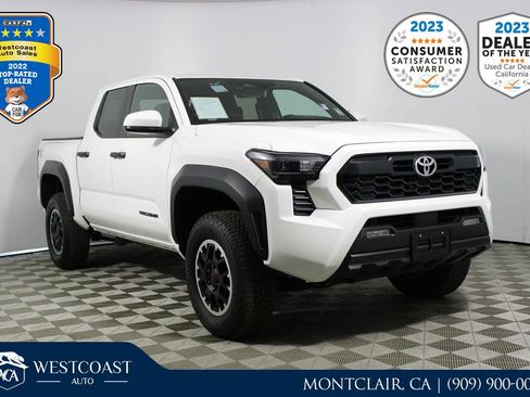 Used 2024 Toyota Tacoma TRD Off-Road image 1