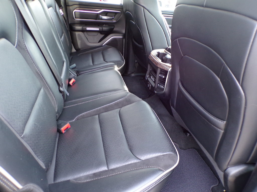 Used 2020 RAM 1500 Laramie AWD/4WD image 10