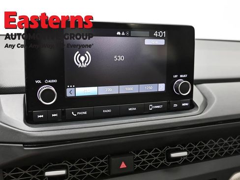 Used 2023 Honda Accord EX image 18