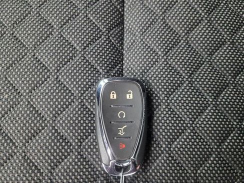 Used 2021 Chevrolet Blazer LT image 32