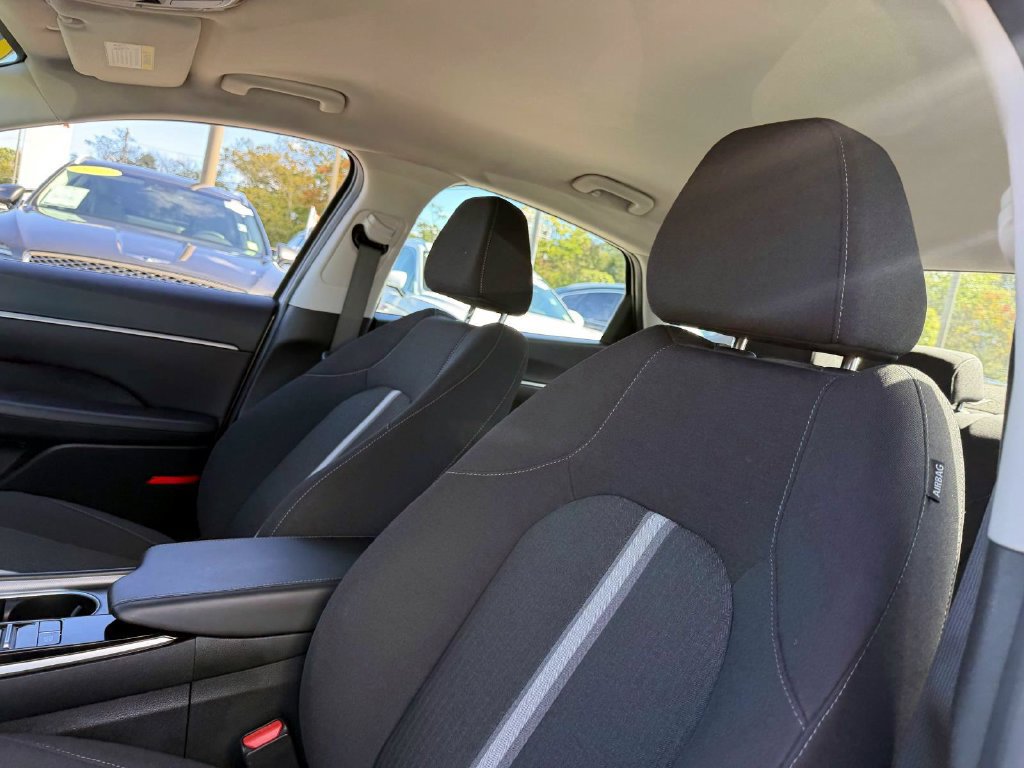 Certified 2023 Hyundai Sonata SEL FWD image 9