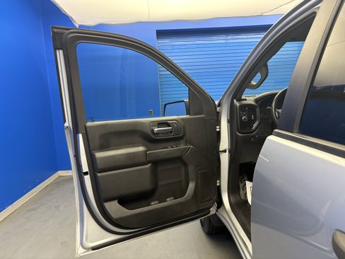 Used 2022 Chevrolet Silverado 2500 W/T w/ WT Fleet Convenience Package image 9