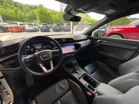 Used 2021 Audi Q3 2.0T Premium Plus image 10