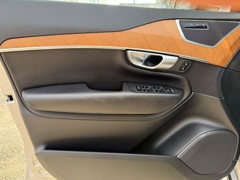 Used 2024 Volvo XC90 B6 Plus w/ Protection Package Premier image 15