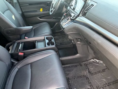 Used 2024 Honda Odyssey Touring image 11