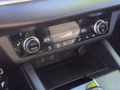 Used 2022 Mitsubishi Outlander SEL Black Edition AWD/4WD image 20